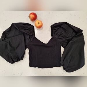 A&F  Cotton  puff sleeves top